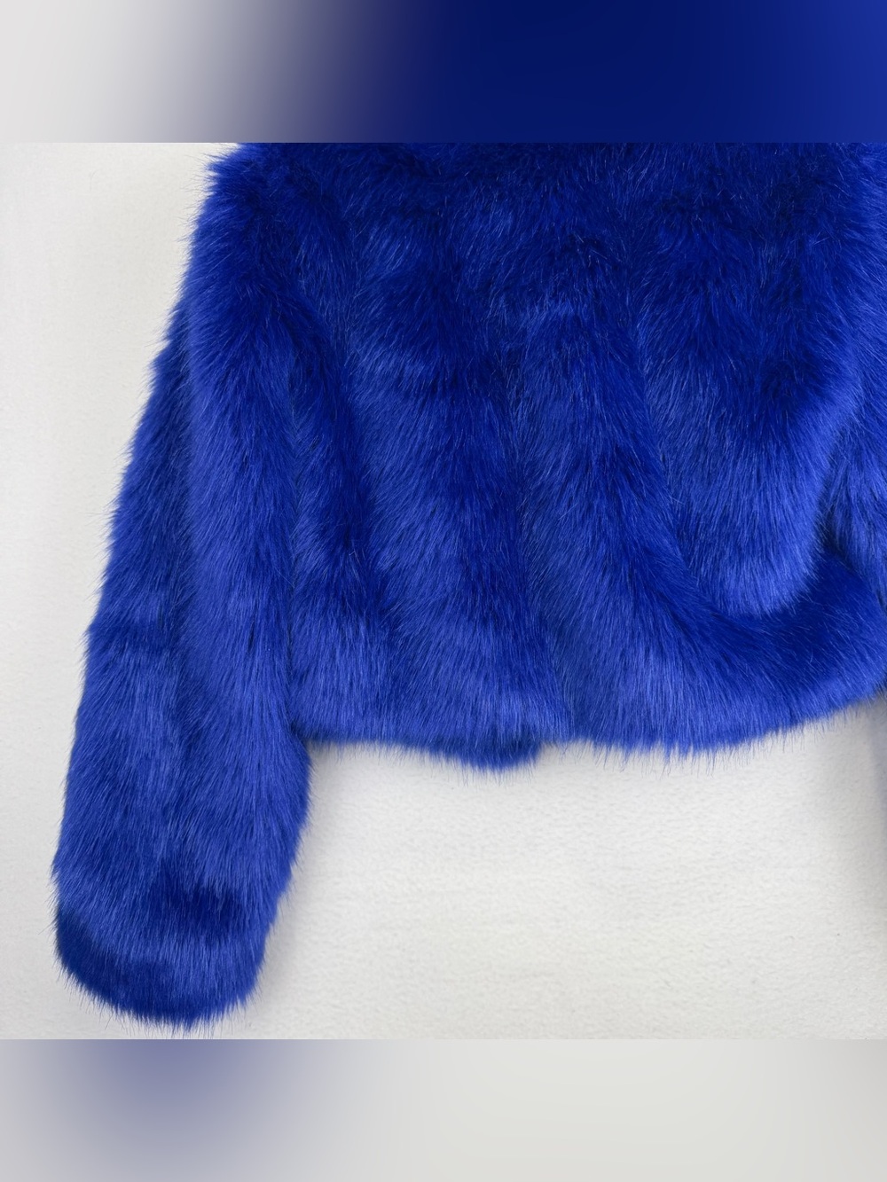 Fashion Nova Royal Blue Faux Fur Cropped Jacket Size Small Open Front - Picture 9 of 12